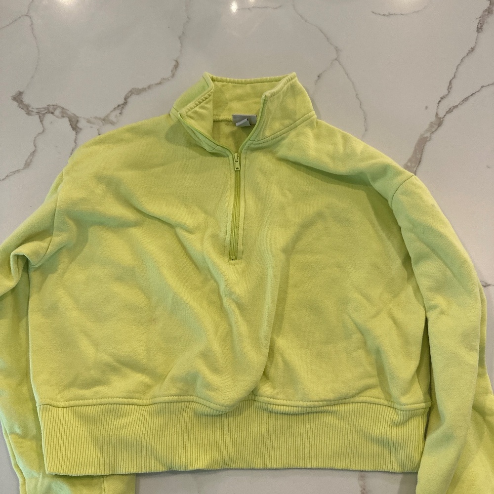 Girls sweatshirt